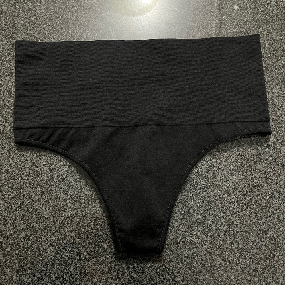 New Black High-Waisted Thong Shapewear Underwear Size Large